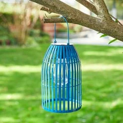 Glitzhome 9.75 in. H Metal Woven Blue Solar Powered Outdoor Hanging Lantern