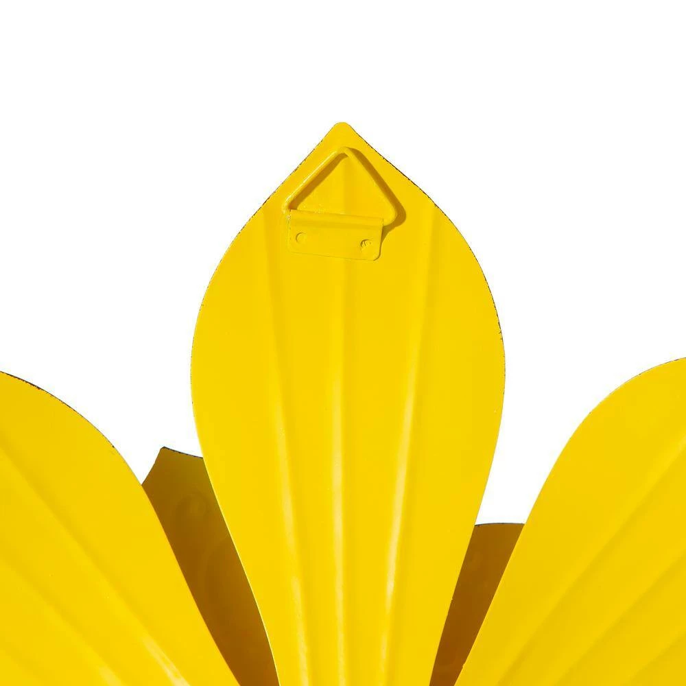 Glitzhome 15 in. D Outdoor Metal Dimensional Flowers Wall Decor (Set of 3) 8 Glitzhome 15 in. D Outdoor Metal Dimensional Flowers Wall Decor (Set of 3) - Image 6