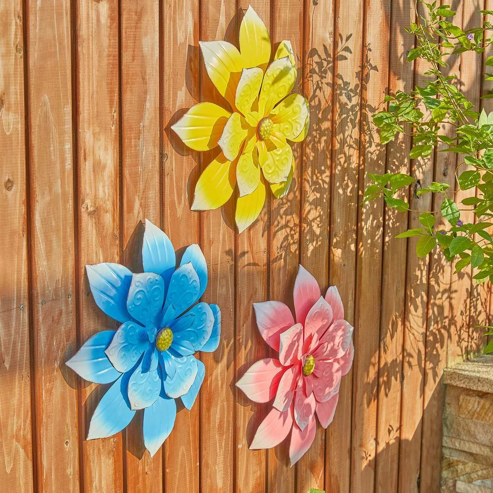 Glitzhome 15 in. D Outdoor Metal Dimensional Flowers Wall Decor (Set of 3) 10 Glitzhome 15 in. D Outdoor Metal Dimensional Flowers Wall Decor (Set of 3) - Image 8